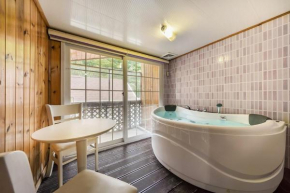 Gapyeong Green Star Pension Remodeling, Spa